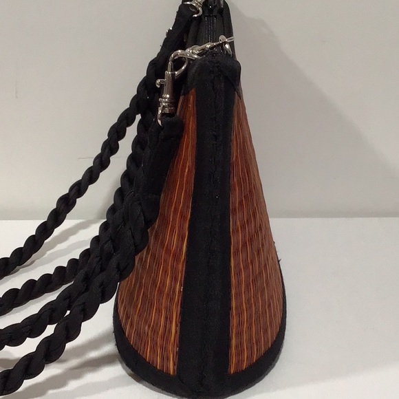 Baskets of Cambodia Crossbody Tatami Style Woven Crossbody - Picture 5 of 8